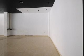 Local comercial en venta en Padul