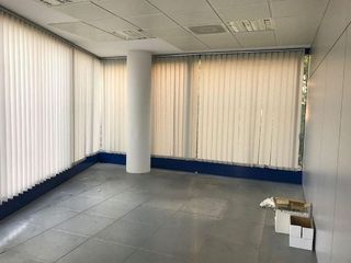 Oficina en alquiler en Montigalà -Sant Crist en Badalona