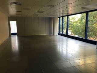 Oficina en alquiler en Montigalà -Sant Crist en Badalona