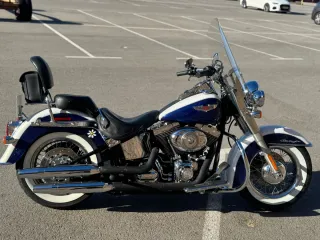 Harley Davidson Softail Deluxe