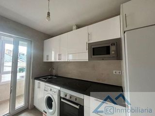 Piso en alquiler en Puerto Chico en Santander