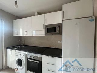 Piso en alquiler en Puerto Chico en Santander