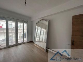 Piso en alquiler en Puerto Chico en Santander