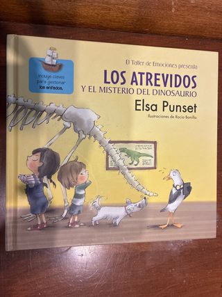 Los atrevidos y el misterio del dinosaurio / Th...