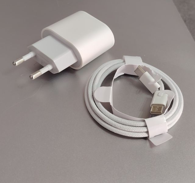 Cargador 35W compartible iPhone 15 16 17 Pro USB-C