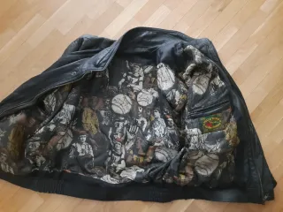 Cazadora Cuero Vintage Negra