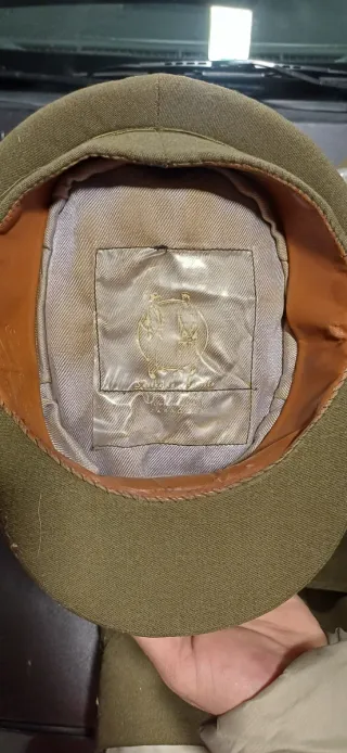 Uniforme militar antiguo Franquista