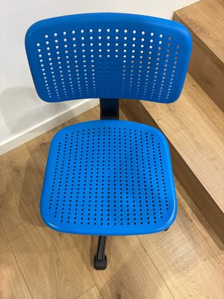 Silla oficina infantil azul