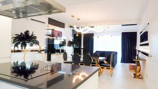 Piso en venta en Nueva Andalucía centro en Marbella