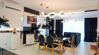 Piso en venta en Nueva Andalucía centro en Marbella