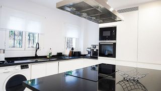 Piso en venta en Nueva Andalucía centro en Marbella