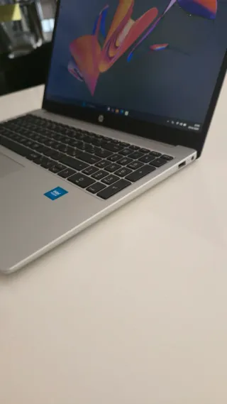 Portátil HP 250 G10 Intel N100 16GB Ram 512GB SSD