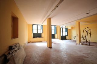 Local comercial en venta en Casco Histórico en Oviedo