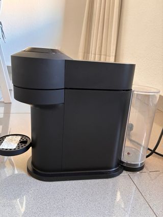 Cafetera Nespresso Vertuo Negra