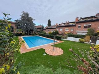 Casa adosada en alquiler en L'Eixample en Sant Cugat del Vallès