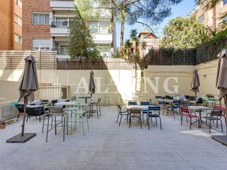 Oficina en alquiler en Les Tres Torres en Barcelona