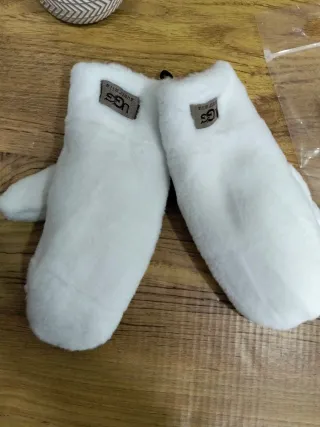Manoplas UGG Blancas