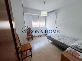 Piso en alquiler en Ciudad Jardín - Zoco en Córdoba