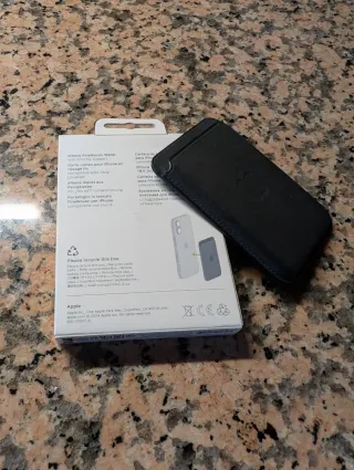 Originale Apple FineWoven Wallet MagSafe