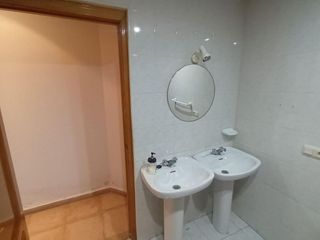 Local comercial en venta en Marianistas - AVE en Ciudad Real