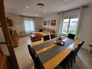 Casa adosada en venta en L'Eixample en Sant Feliu de Guíxols