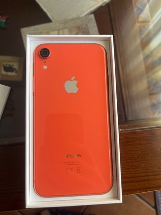 iPhone XR 64GB Rosso