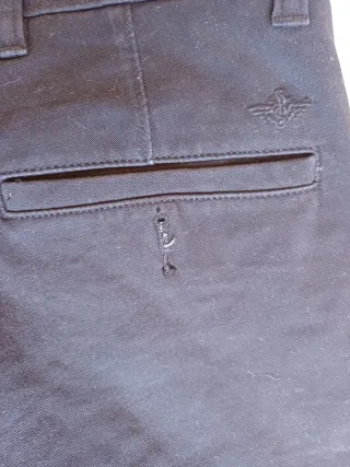 Pantalón dockers La talla W28 L32