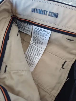 Pantalón dockers La talla W28 L32