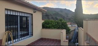 Chalet en venta en Puerto de la Torre - Atabal en Málaga