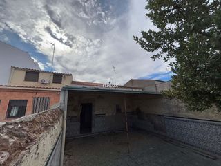 Casa adosada en venta en Arroyo de la Luz