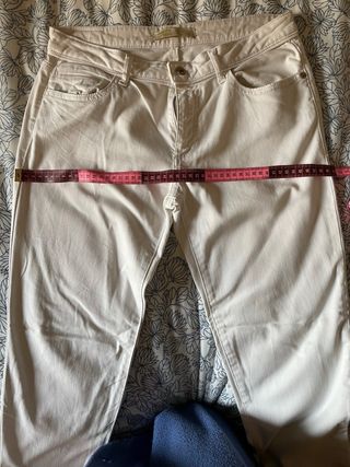 Pantalón vaquero blanco