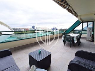 Ático en alquiler en Ciutat de les Arts i les Ciències en Valencia