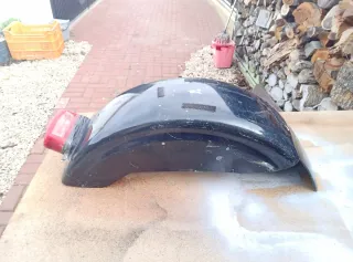 Guardabarros trasero custom fibra de vidrio