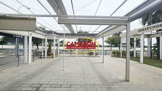 Local comercial en venta en Coria del Río