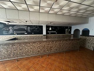 Local comercial en venta en Playa de Poniente en Benidorm