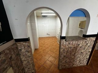 Local comercial en venta en Playa de Poniente en Benidorm