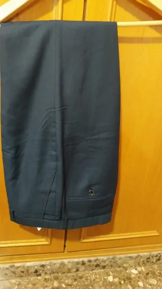 Traje de caballero azul