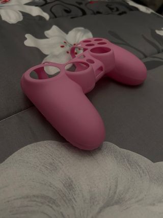 Custodia protettiva rosa per DualSense PS5