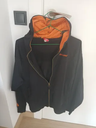 Sudadera Santa Cruz Talla S Negra