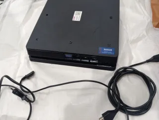 PS4 (PlayStation 4) con 2 mandos