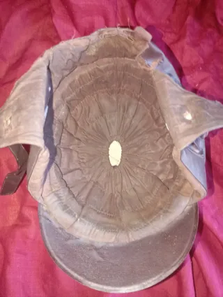 Casco de motorista antiguo en buen estado