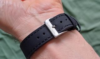 Reloj Pierre Philippe Cuerda Esfera Roja