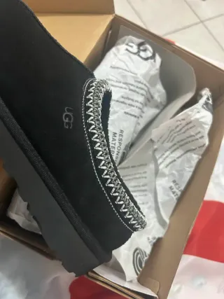 UGG Tasman Nero EU 38