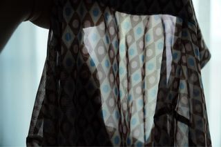 Blusa semi transparente estampada retro