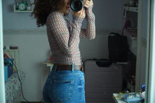 Blusa semi transparente estampada retro