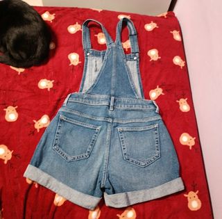 Peto corto Hollister talla XS