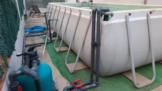 Piscina desmontable con motor