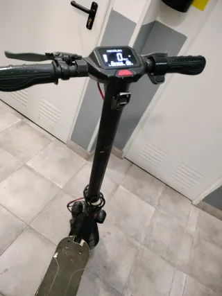 Monopatín Cecotec Bongo Z