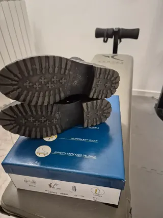 Stivaletti neri donna taglia 37