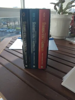 Trilogía La puerta de los tres cerrojos